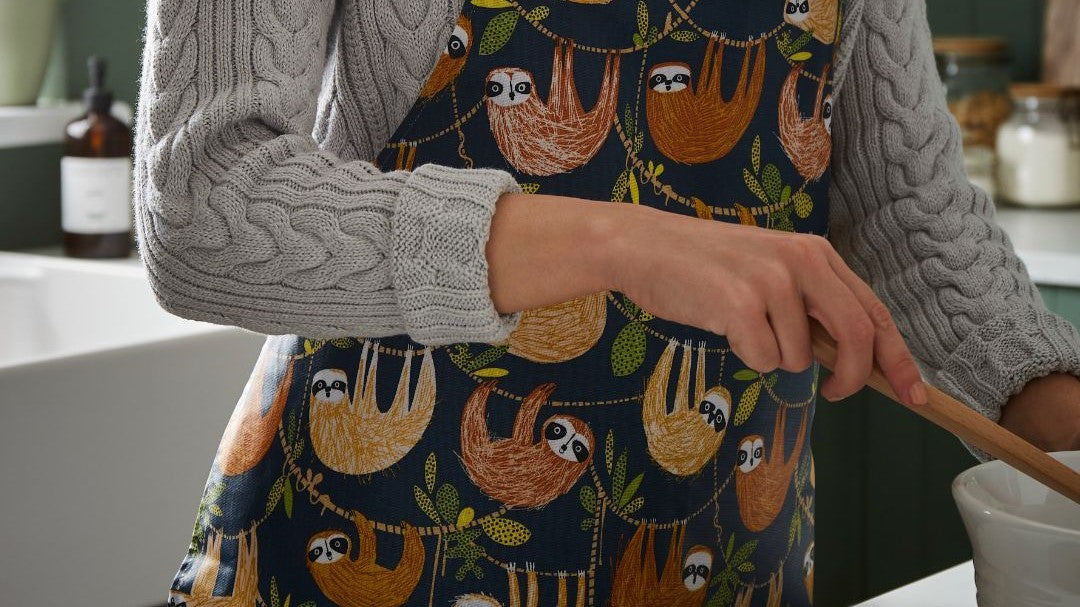 Oilcloth apron store