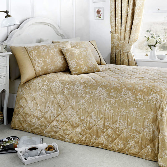 Jasmine Bedspread in Champagne 240 x 220cm