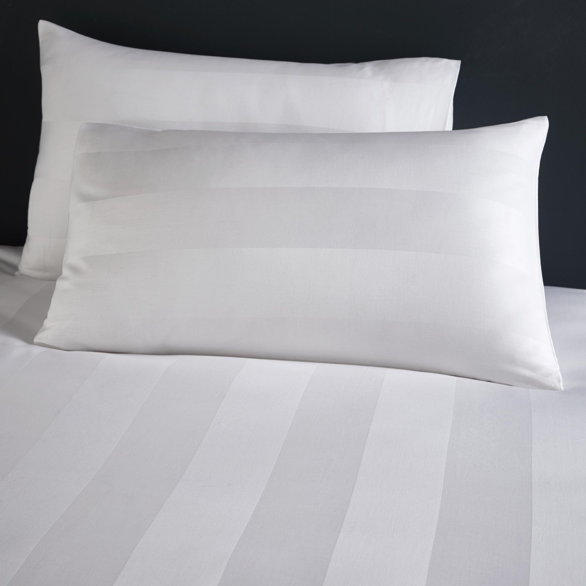 Capri Duvet Cover Set by Appletree Boutique in White - Duvet Cover Set - Appletree Boutique