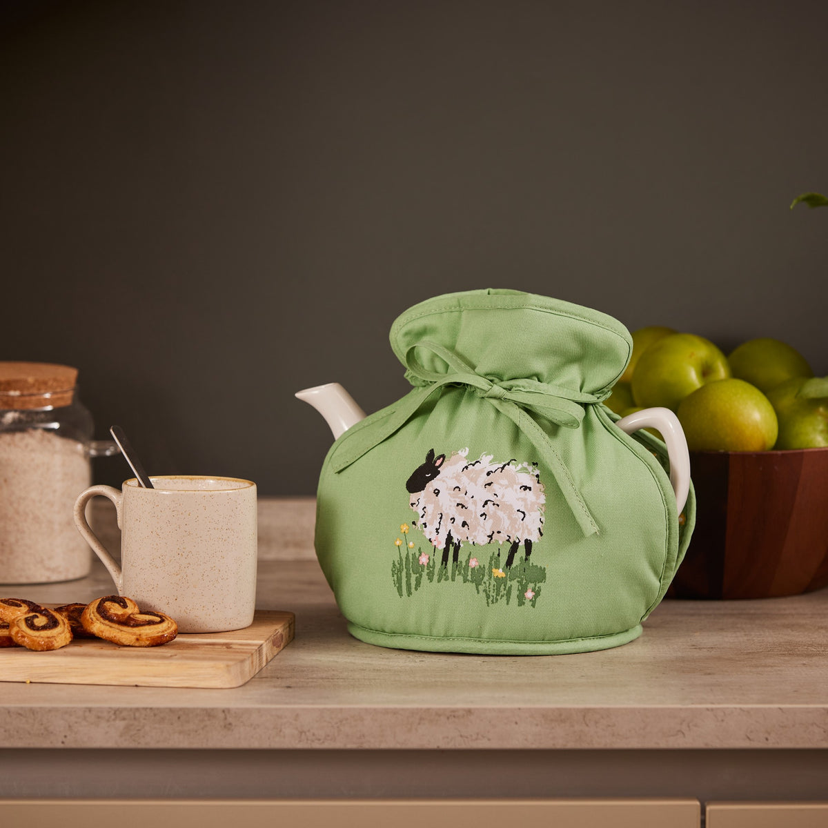 Homescapes Scaldino Per Teiera Doppio In Cotone Con Pois Rossi - Copriteiera Inglese 100% Cotone, 36x24 Cm