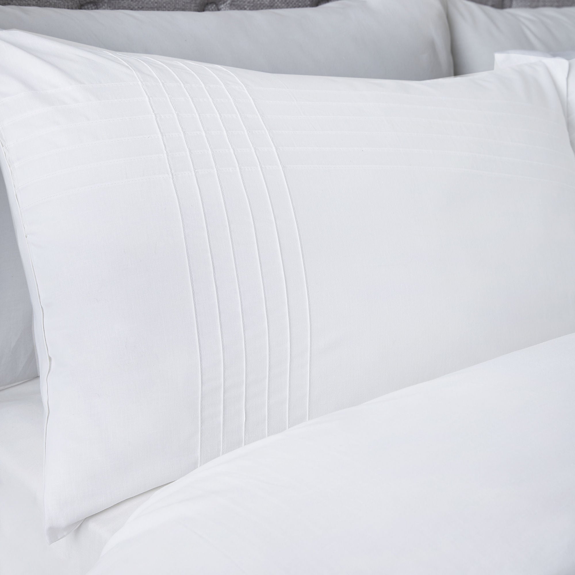 Amalfi Duvet Cover Set by Serene in White - Duvet Cover Set - Serene