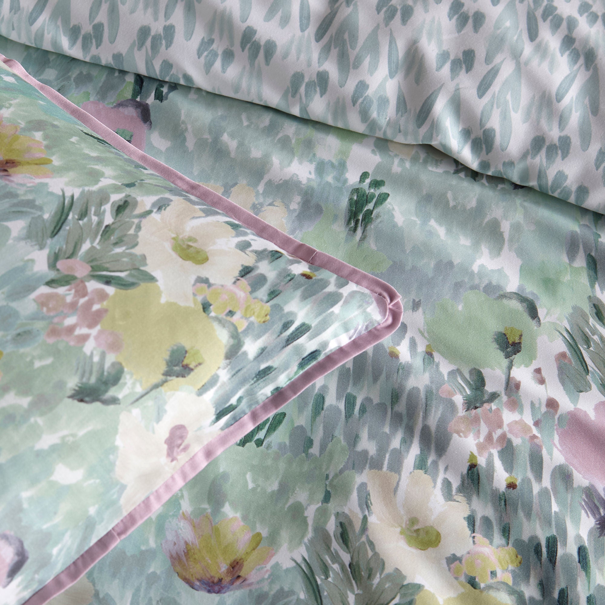 Abstract Floral Duvet Cover Set in Green - Duvet Cover Set - Appletree