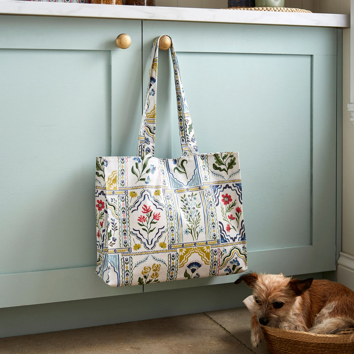 Boho Floral Shoulder Bag PVC in Multicolour – Ulster Weavers
