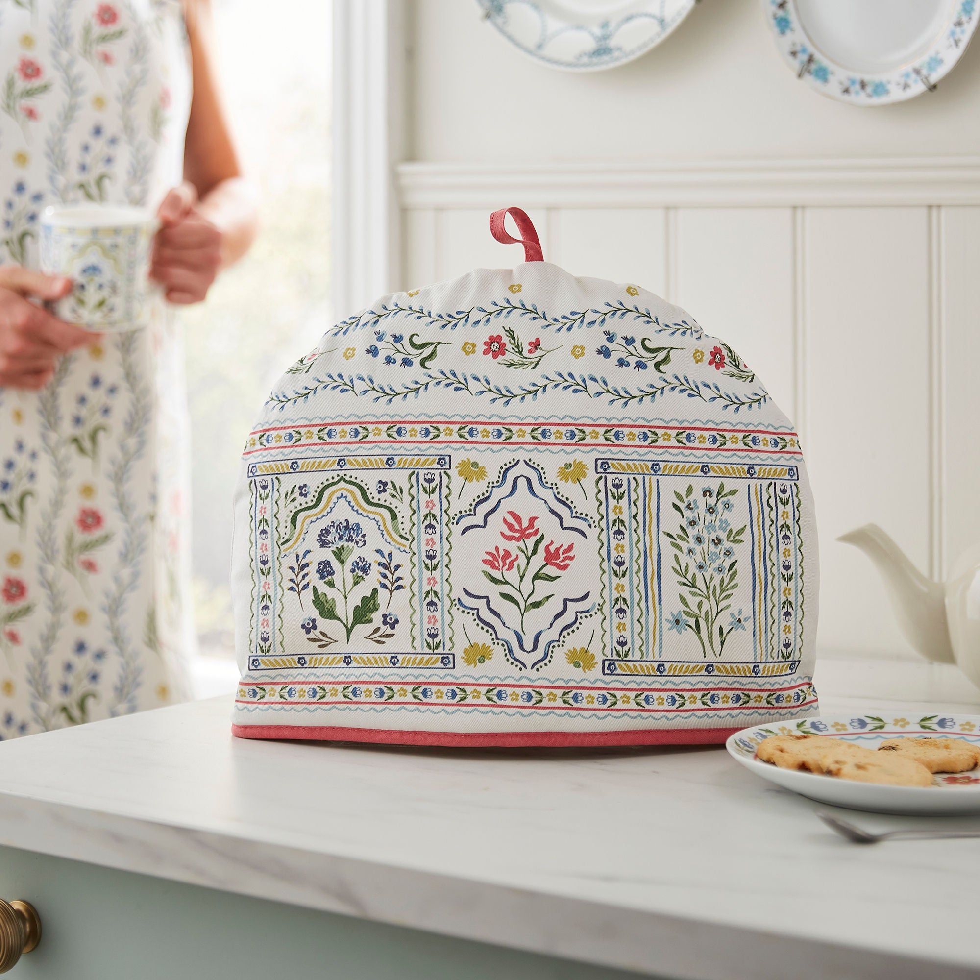 Ulster Weavers Boho Floral Tea Cosy One Size in Multi - Tea Cosy - Ulster Weavers