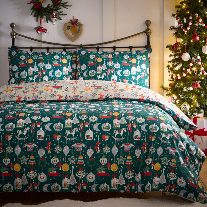 Christmas Ornaments Duvet Cover Set in Green - Duvet Cover Set - Fusion
