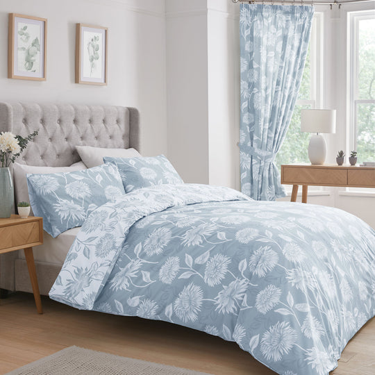 Chrysanthemum Duvet Cover Set in Blue