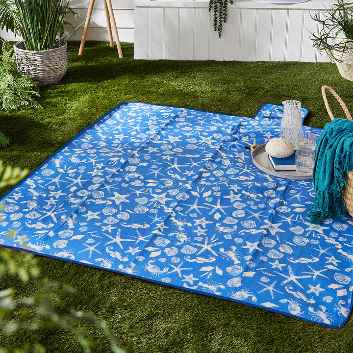 Coastal Bay Picnic Blanket by Fusion in Blue 135 x 150cm - Picnic Blanket - Fusion