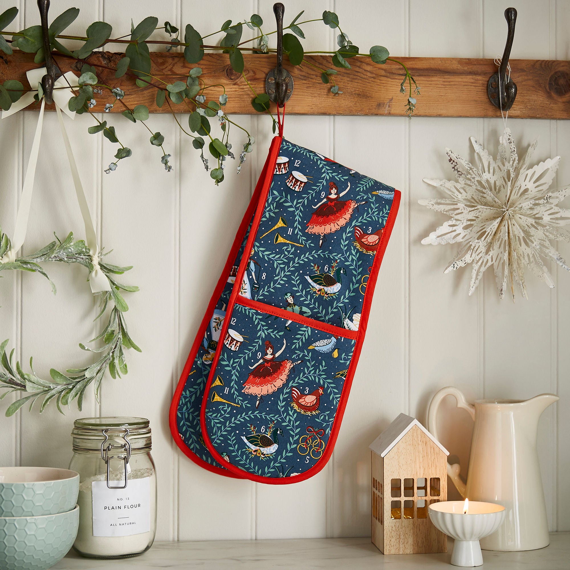Ulster Weavers 12 Days of Christmas Double Oven Glove One Size in Green - Double Oven Glove - Ulster Weavers