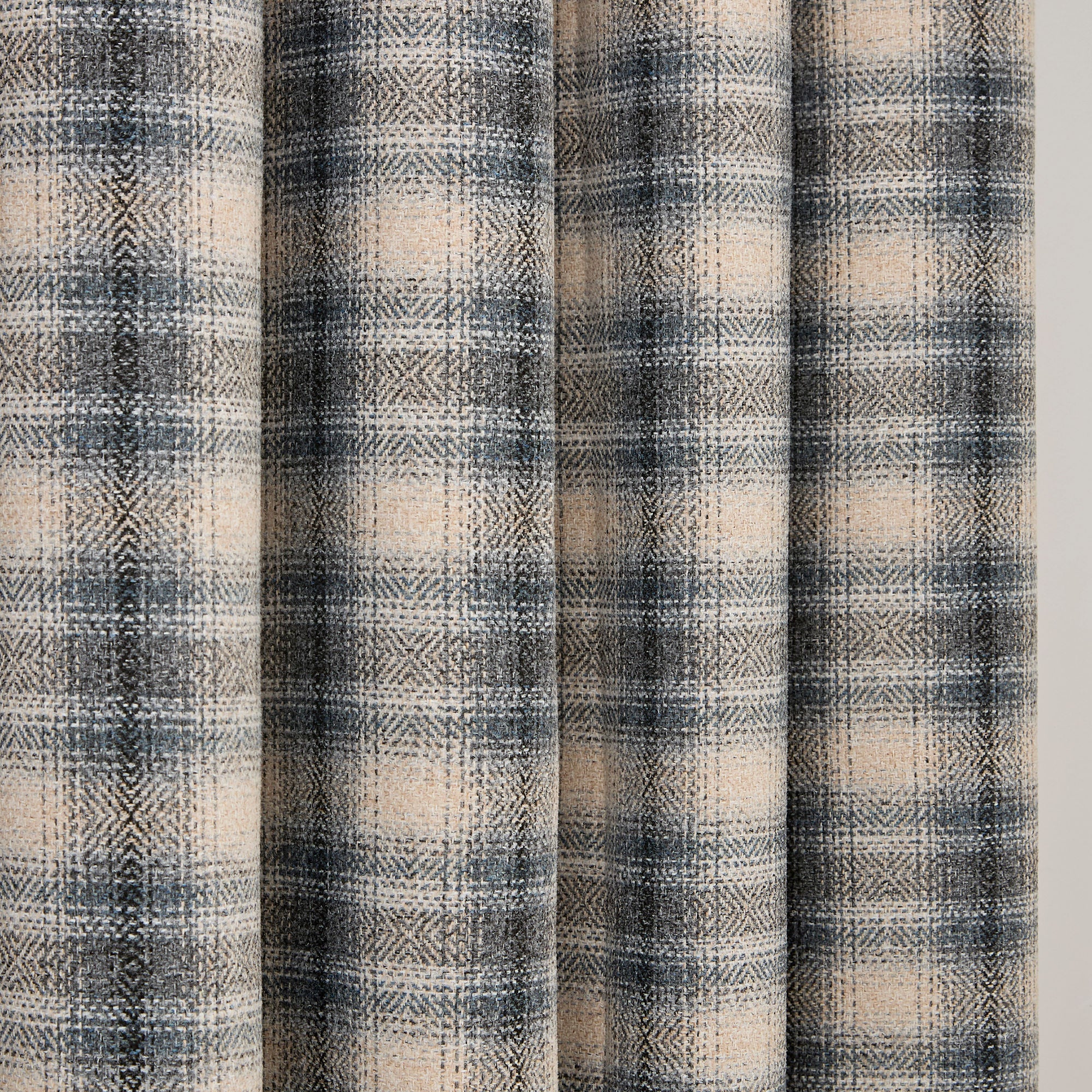 Everett Eyelet Curtains in Grey - Pair of Eyelet Curtains - Curtina