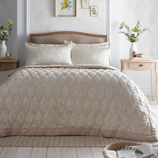 Elysia Bedspread in Champagne 200 x 230cm