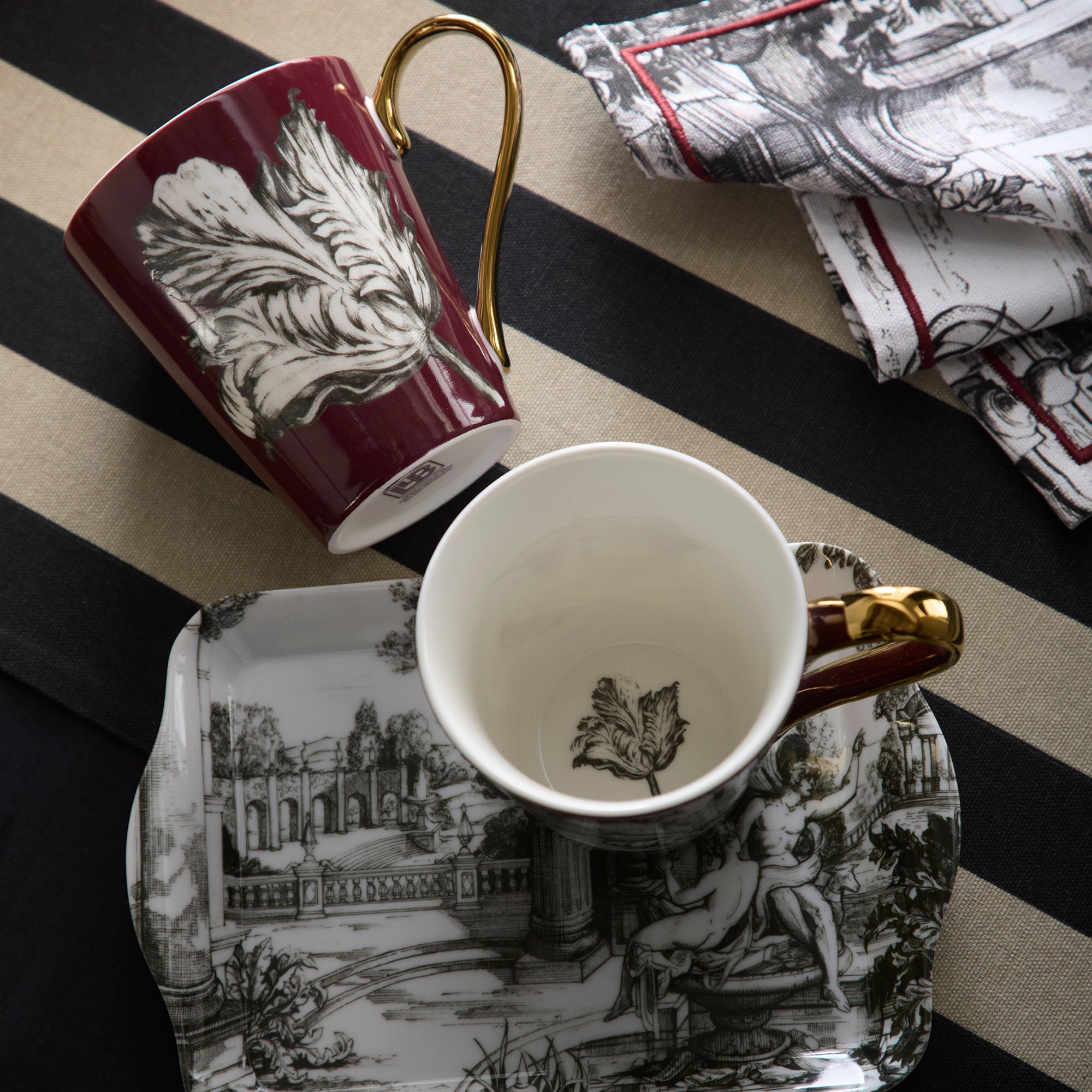 Festivo Mug and Tray Set in Multicolour
