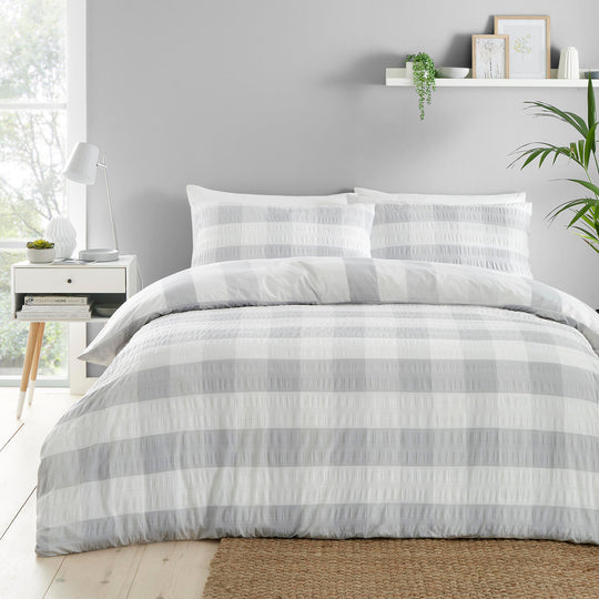 Seersucker Gingham Duvet Cover Set in Silver