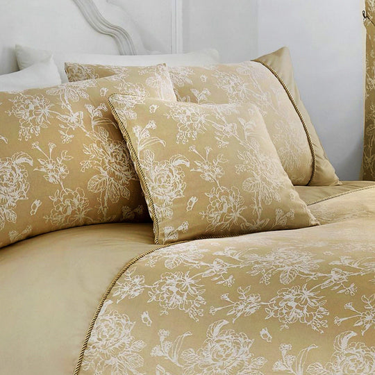 Jasmine Cushion in Champagne 43 x 43cm