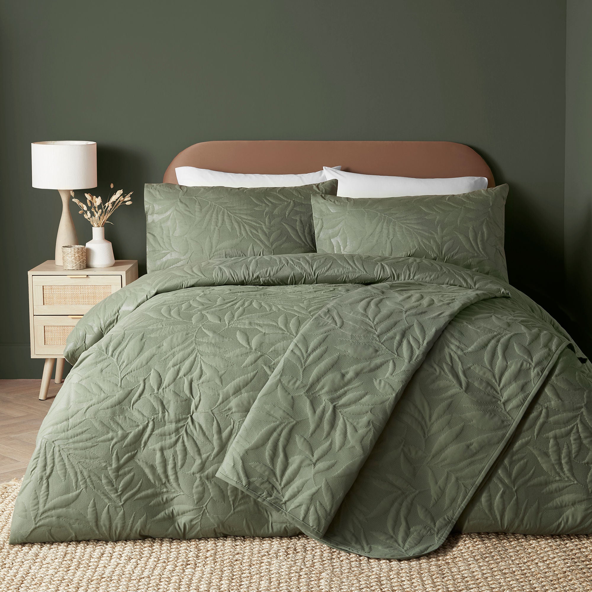 Luana Duvet Cover Set by Serene in Dark Green - Duvet Cover Set - Serene