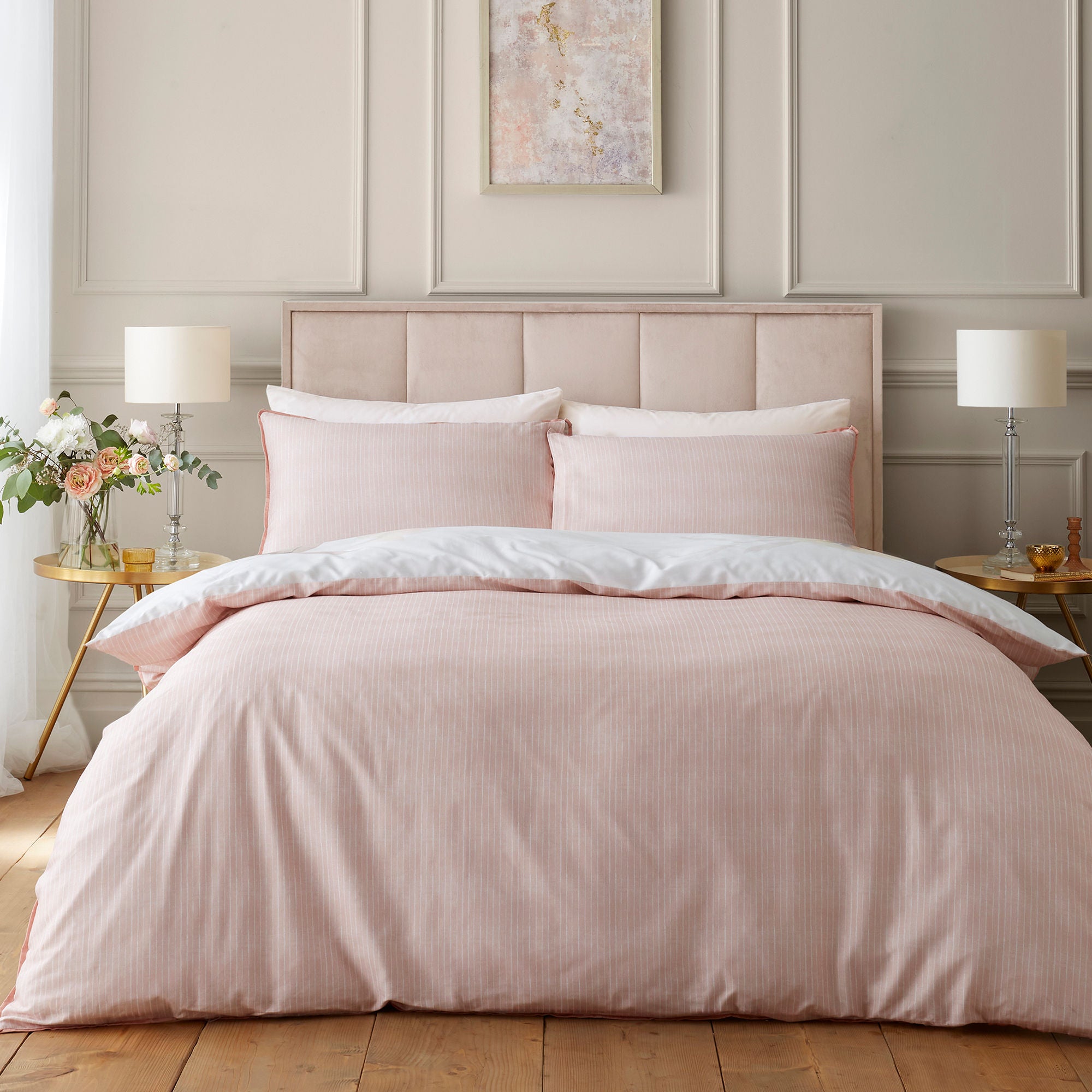 Mia Floral Blooms Duvet Cover Set in Natural - Duvet Cover Set - Soiree