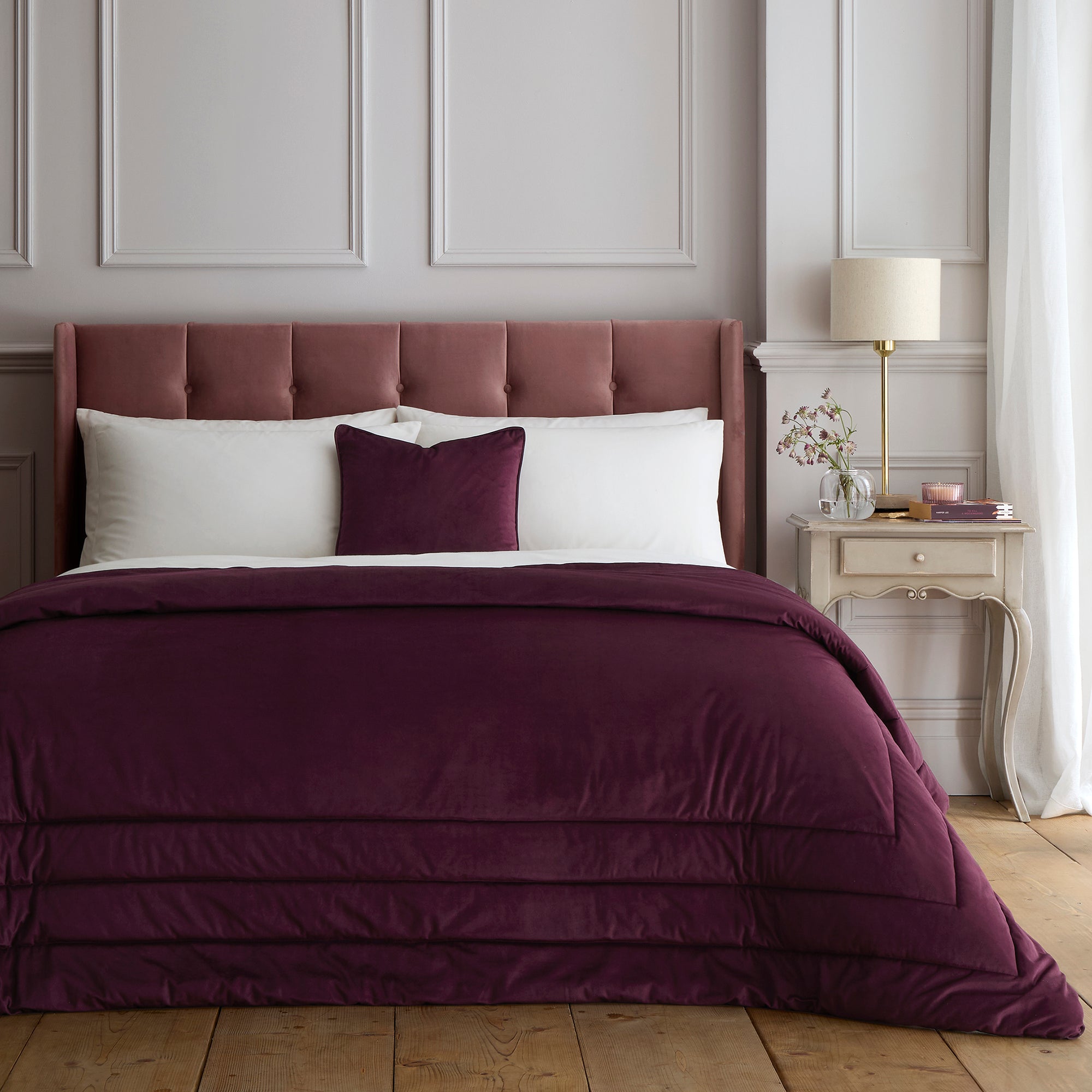 Melanie Bedspread in Berry 150 x 220cm - Bedspread - Soiree