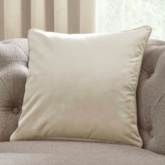 Montrose Cushion in Ivory 43 x 43cm