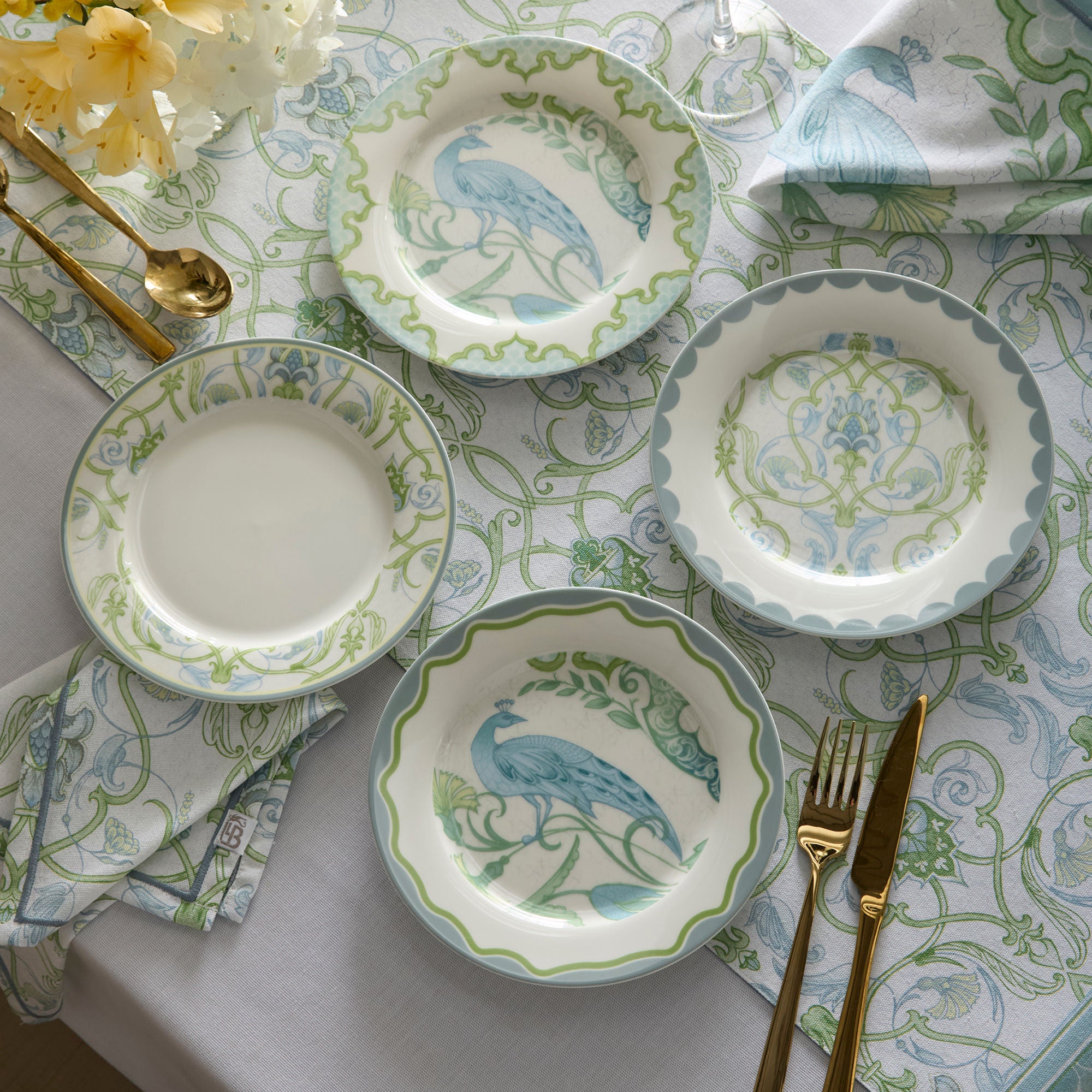 Palm Court Table Runner in Green 230 x 40cm