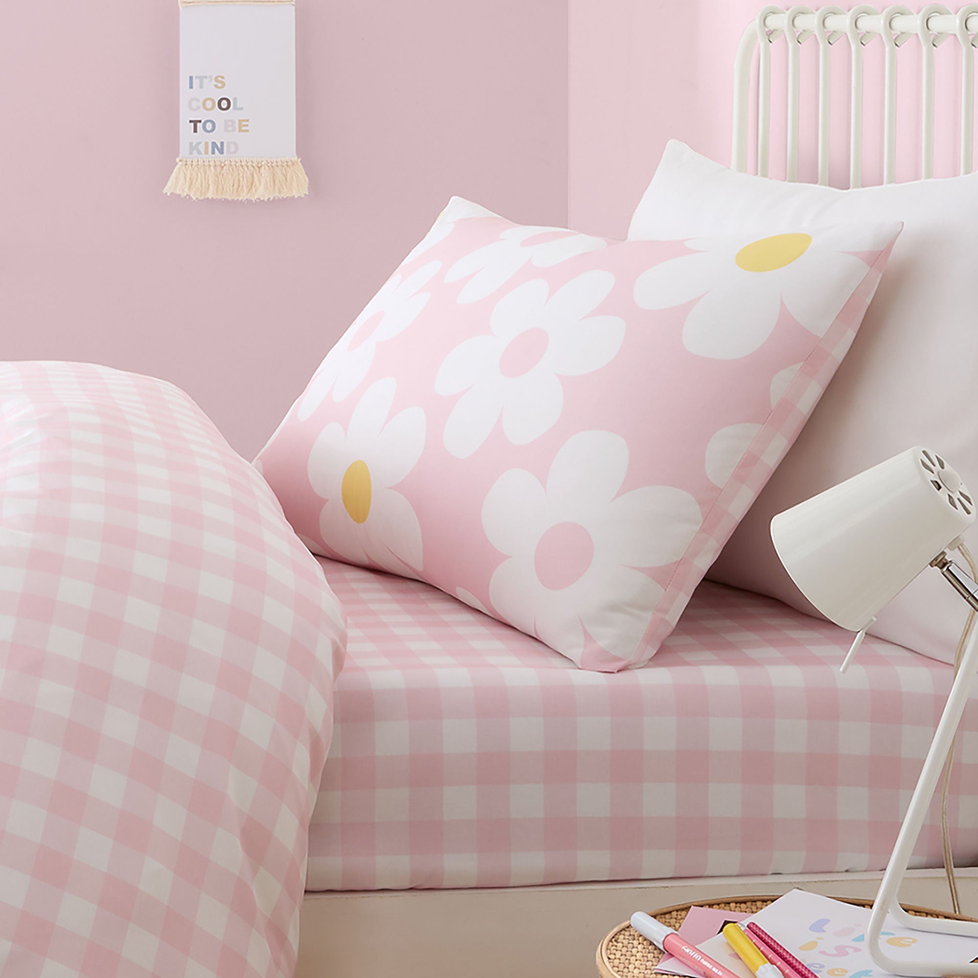 Retro Daisy Duvet Cover Set by Bedlam in Pink - Duvet Cover Set - Bedlam