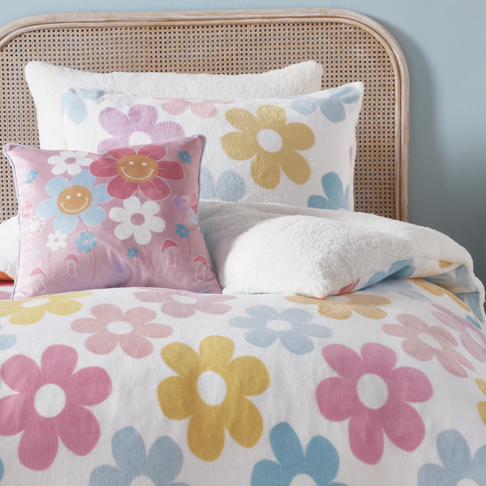 Retro Flower Duvet Cover Set by Bedlam in Multi - Duvet Cover Set - Bedlam