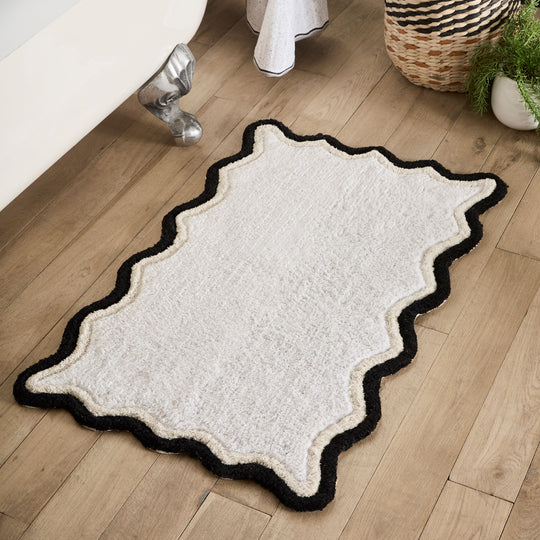 Scallop Bath Mat in Monochrome 50 x 80cm