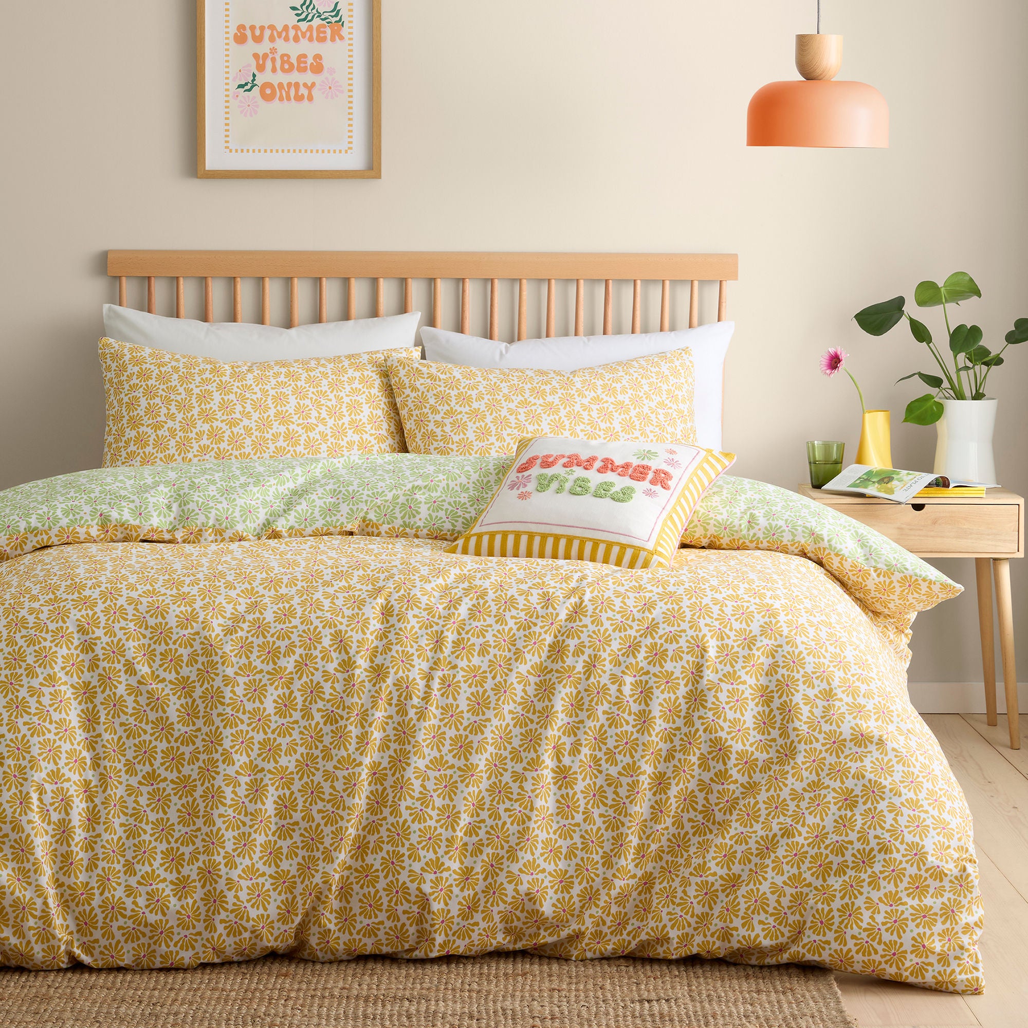 Summer Vibes Slogan Cushion in Multi 43 x 43cm - Cushion - Fusion