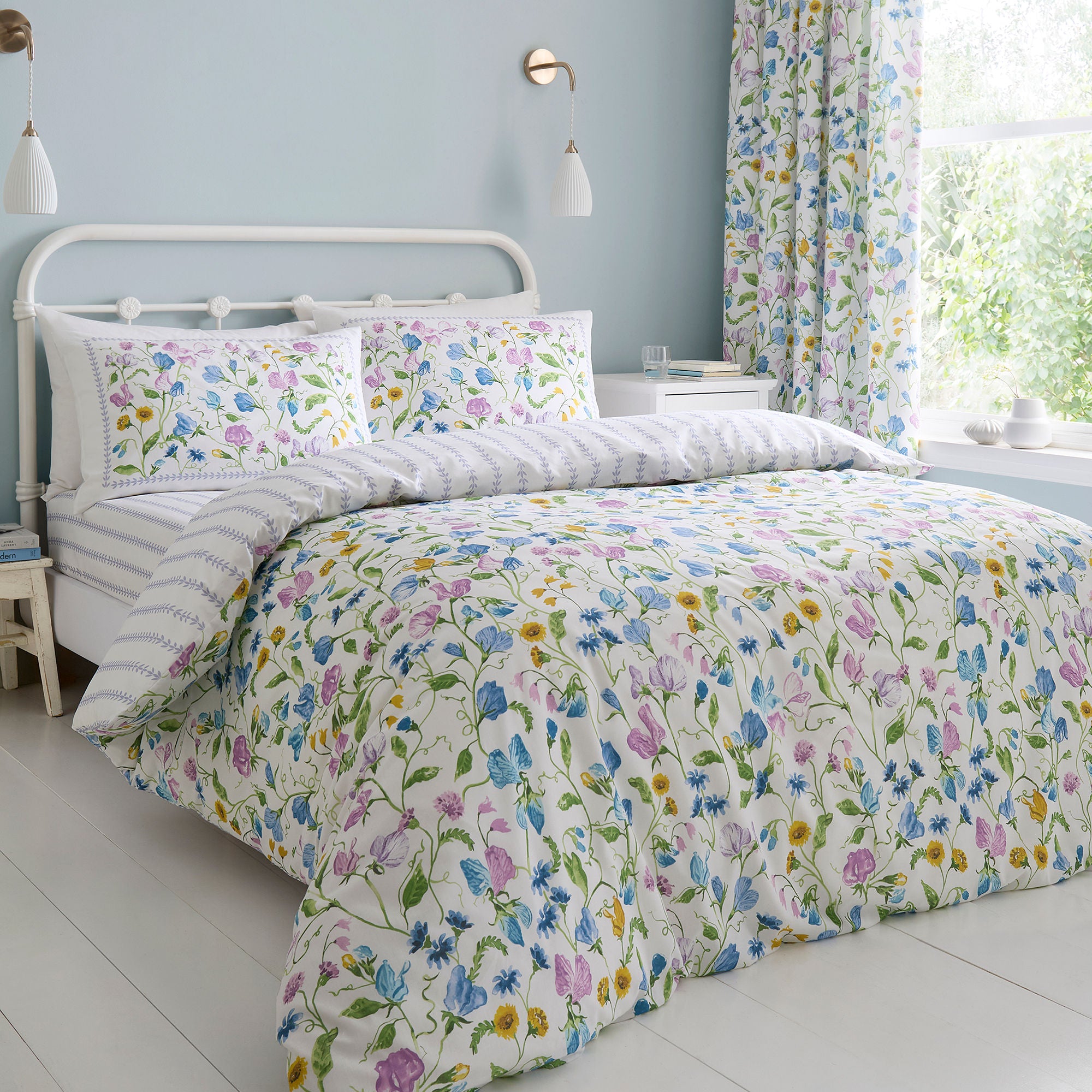 Sweetpea Floral Duvet Cover Set in Lilac - Duvet Cover Set - Dreams & Drapes