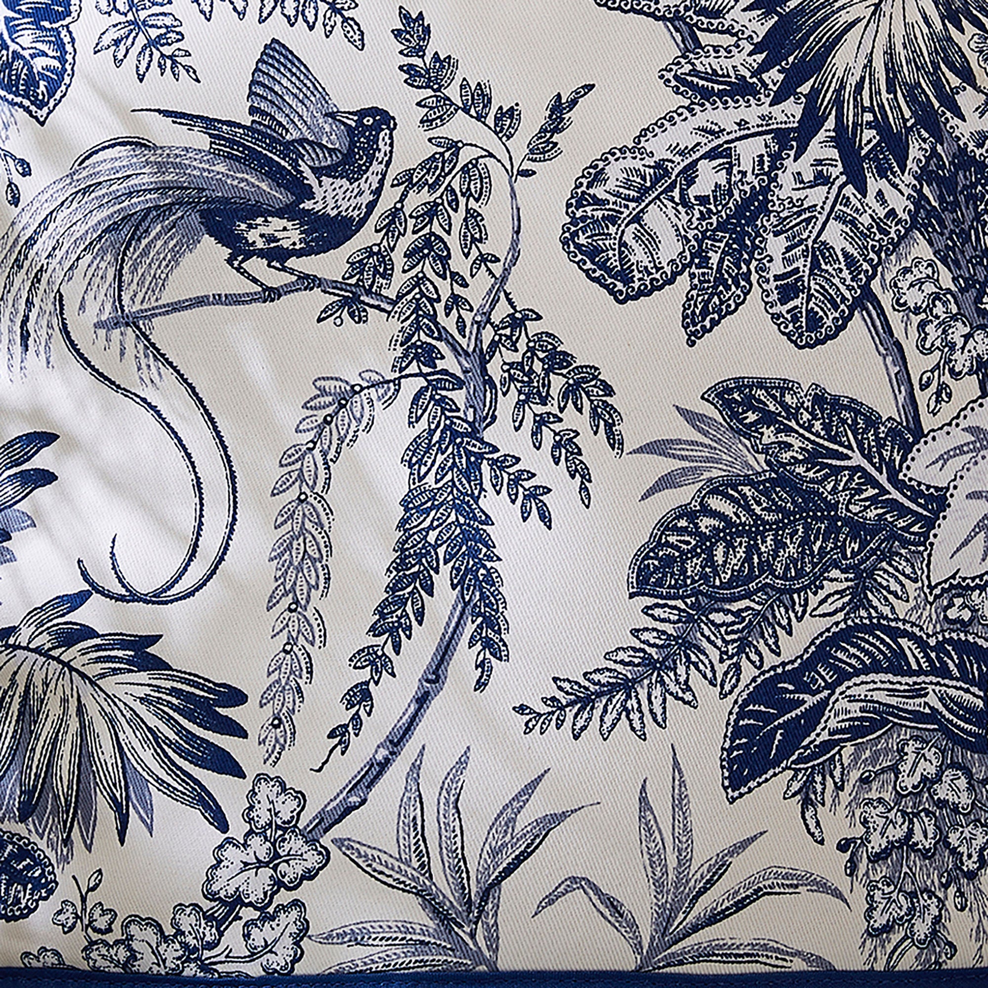 Ulster Weavers Willow Toile Tea Cosy One Size in Blue - Tea Cosy - Ulster Weavers