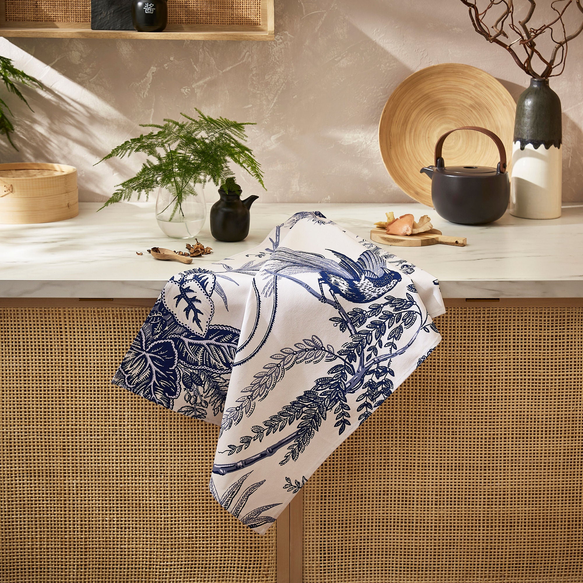 Ulster Weavers Willow Toile Tea Towel - Cotton One Size in Blue - Tea Towel - Ulster Weavers