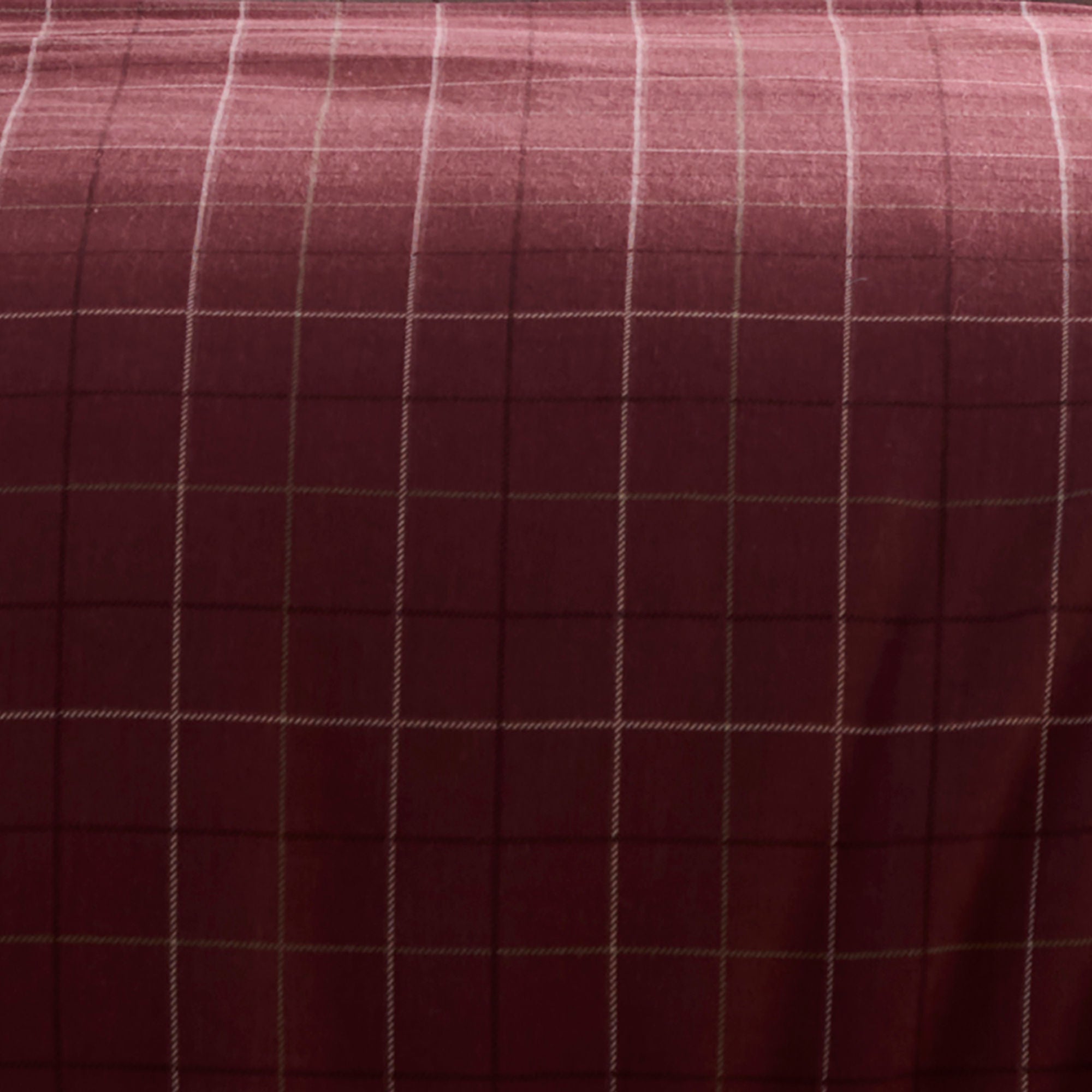 Wynn Duvet Cover Set in Burgundy - Duvet Cover Set - Dreams & Drapes