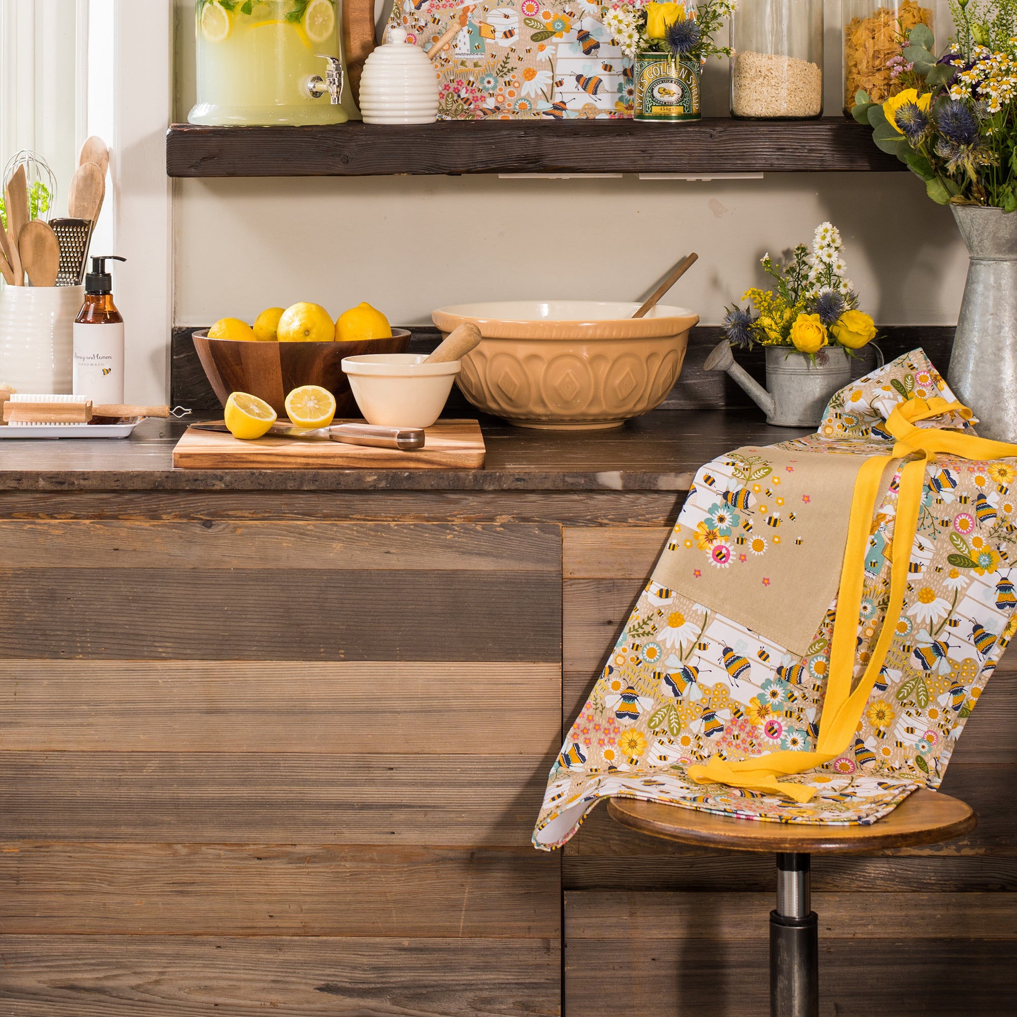 Ulster Weavers Cotton Apron - Bee Keeper (100% Cotton, Yellow) - Apron - Ulster Weavers