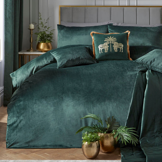 Montrose Duvet Cover Set in Bottle Green