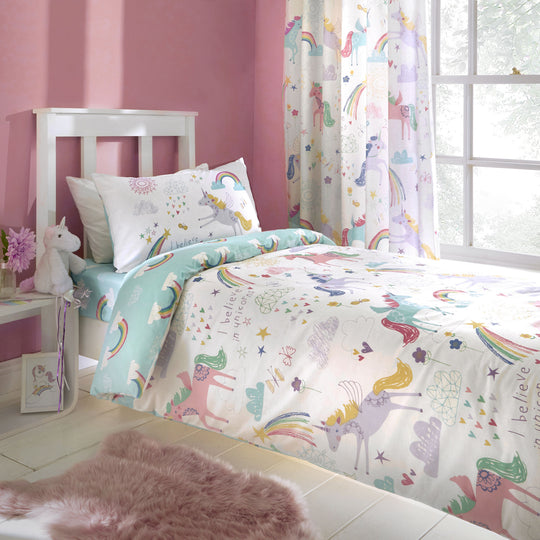 Rainbow Unicorn Duvet Cover Set in Multicolour