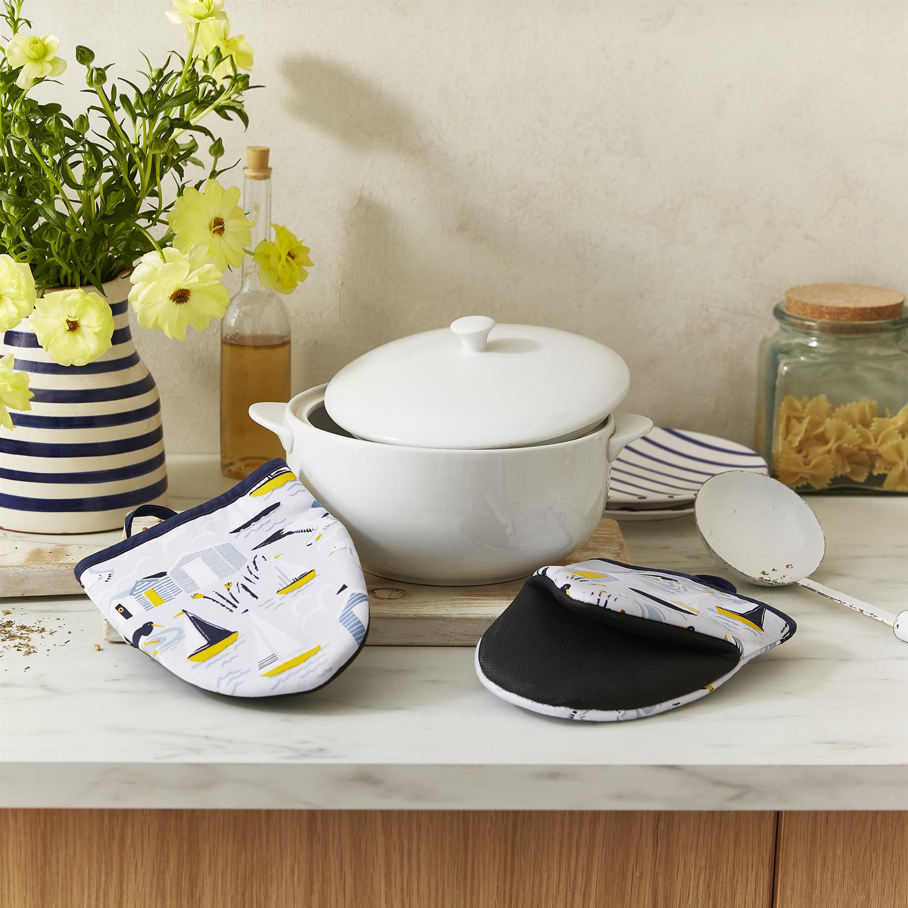 Ulster Weavers Seashore Microwave Mitts - Pair One Size in Blue - Micro Mitts - Ulster Weavers