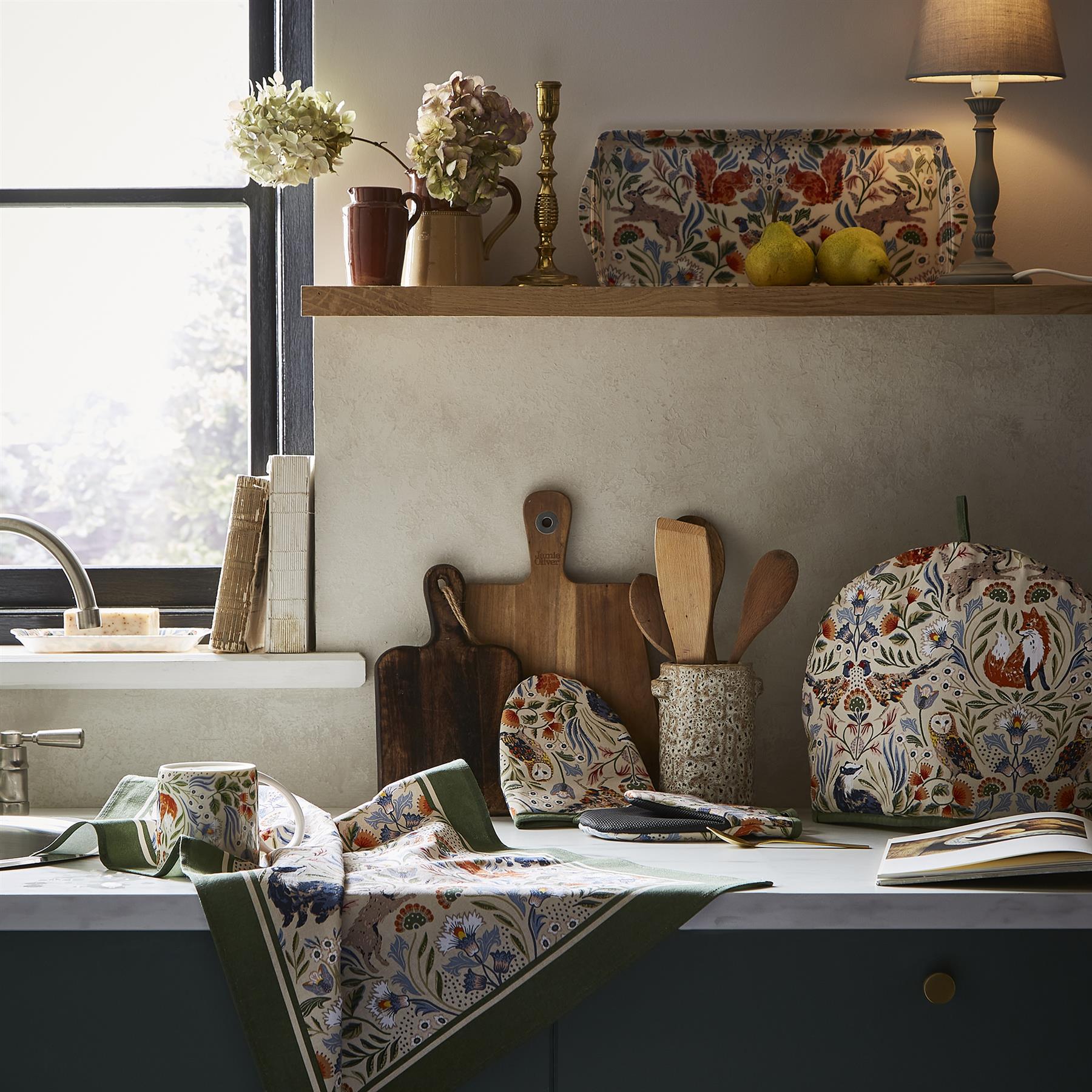 Ulster Weavers Blackthorn Tray - Small One Size in Beige - Tray - Ulster Weavers