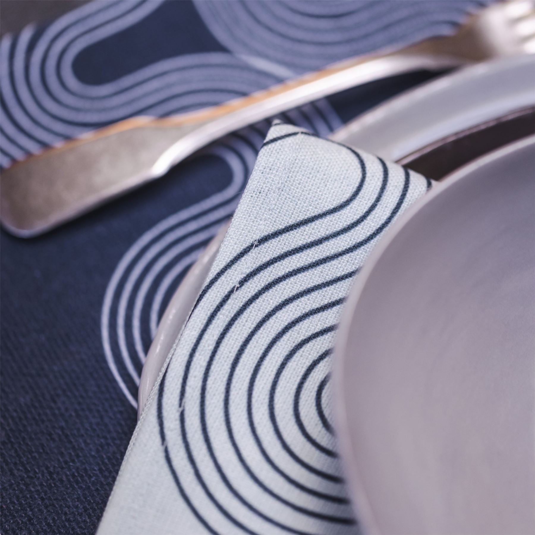 Ulster Weavers Linen Placemat - Causeway Geo (100% Linen, Blue) -  - Ulster Weavers