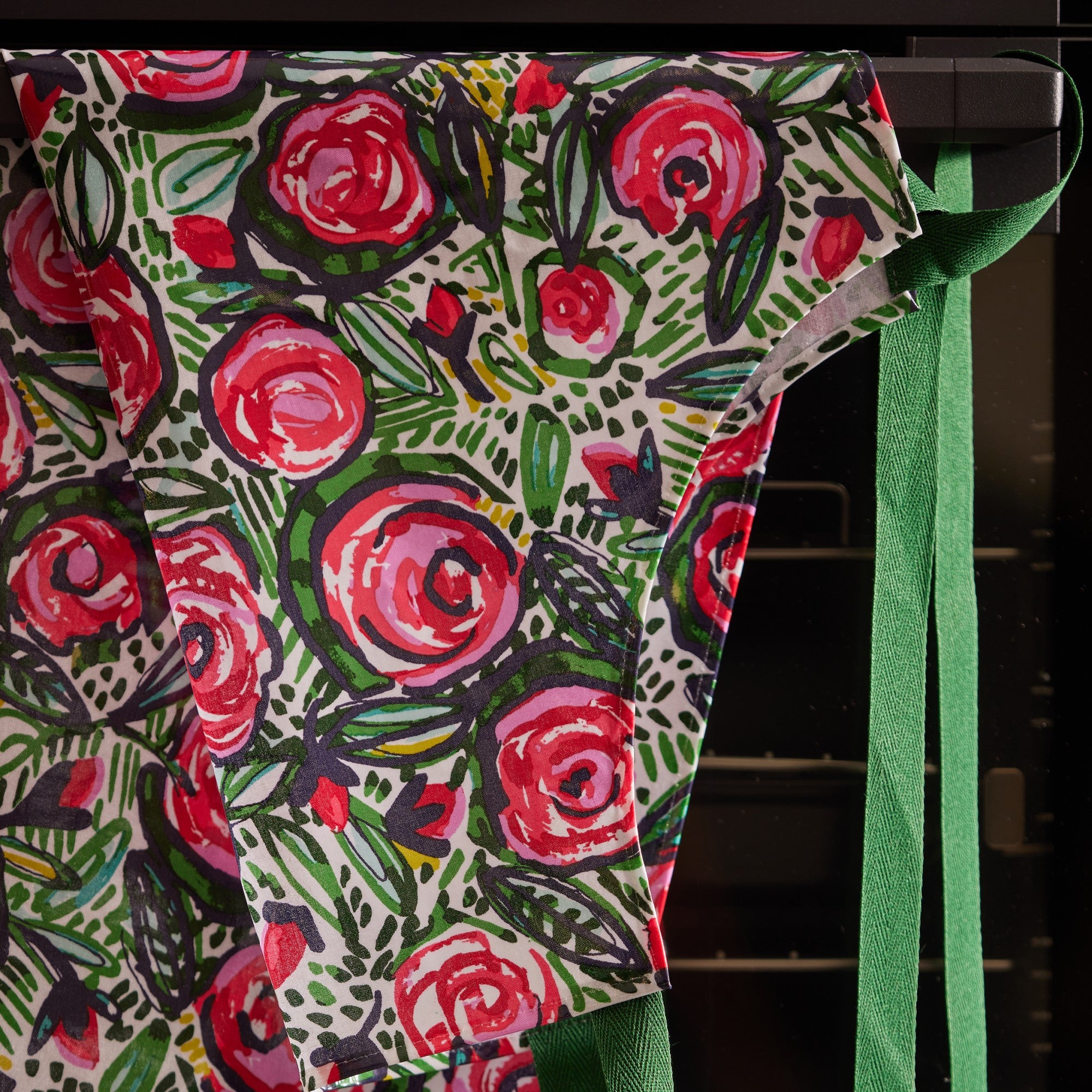 Ulster Weavers Rose Garden Apron - PVC/Oilcloth One Size in Pink - Apron - Ulster Weavers
